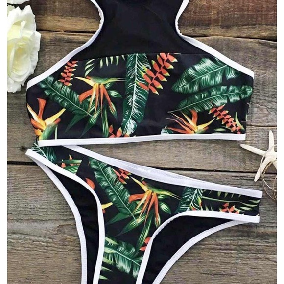 Cupshe tropical bikini size small - Picture 6 of 6